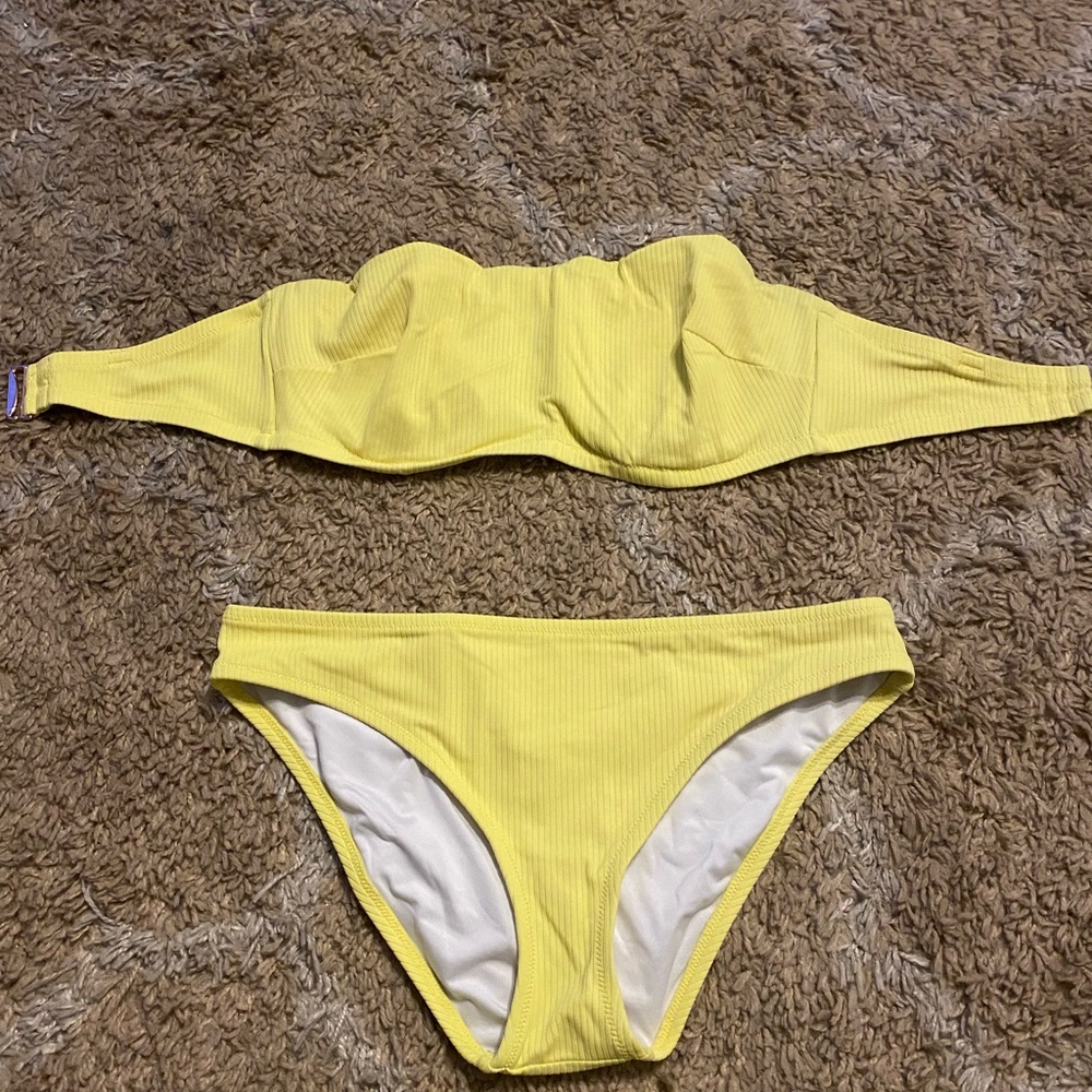 Shade and Shore yellow strapless bikini size large